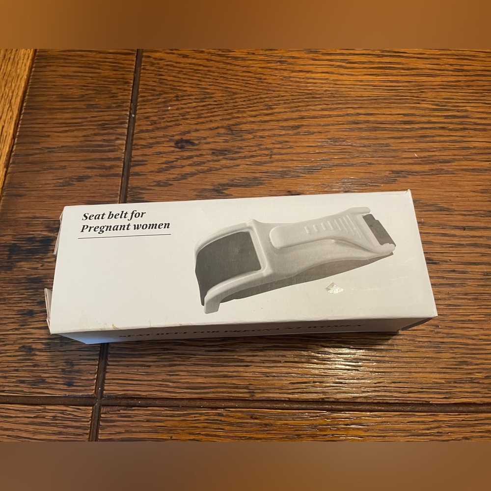 Seat Belt for Pregnant Women - White Packaging